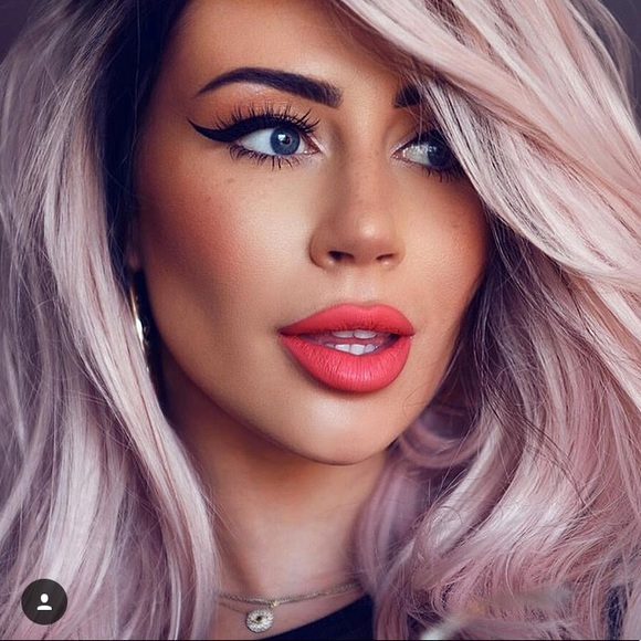 Kylie Costmetics Matte Lipstick - Baby Girl - Picture 2 of 6